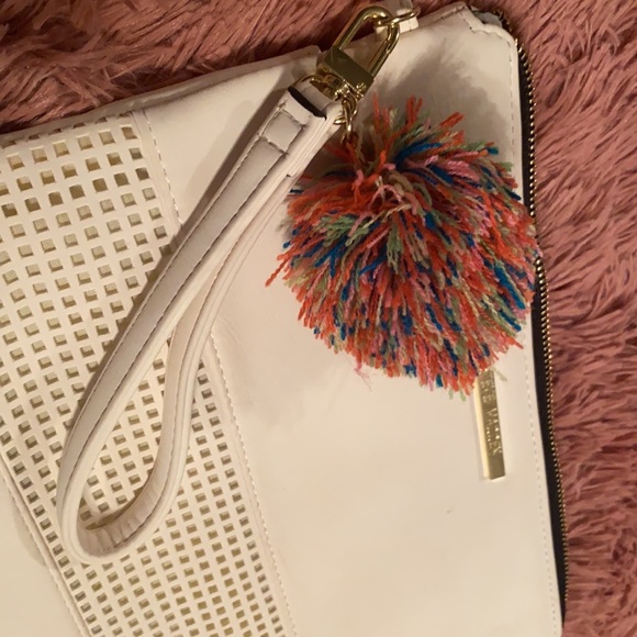 Steve Madden white clutch - Picture 5 of 6